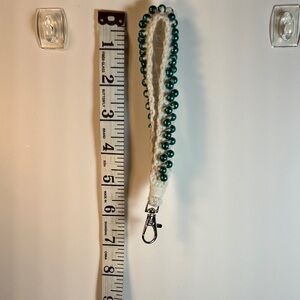Green and White Spiral Beaded Key Holder